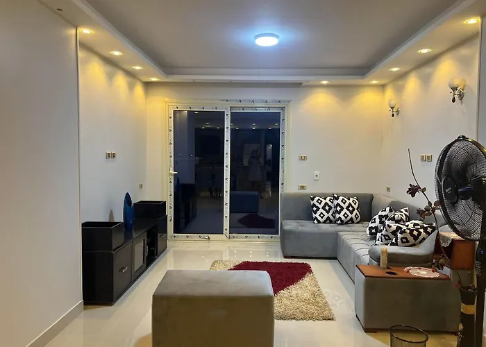 Comfy And Luxurious Central Apartment In Mansheyt El-Bakry East Cairo