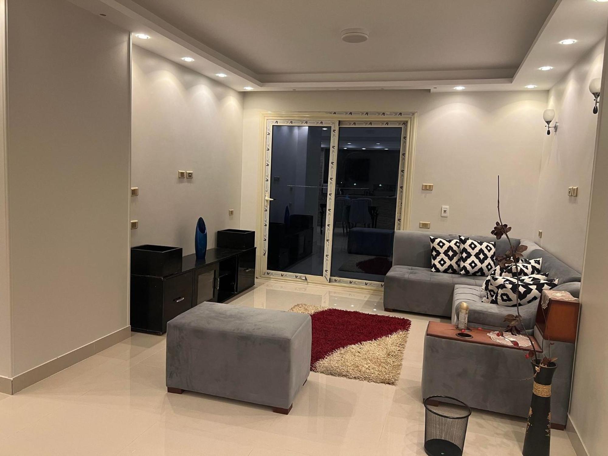 Apartment Comfy And Luxurious In Mansheyt El-bakry East Cairo